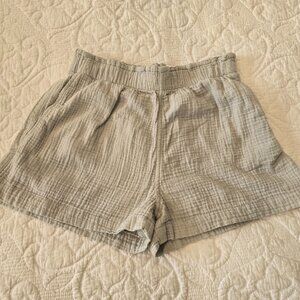 H&M Beige Linen Shorts Size Small